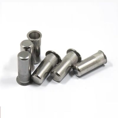 1-3.5 Pinça de zinco de acabamento de aço carbono de aço inoxidável Nozes de rivet para fixação duradoura