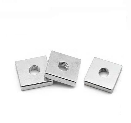 Nozes finas quadradas de zinco branco M5-M72 DIN 562