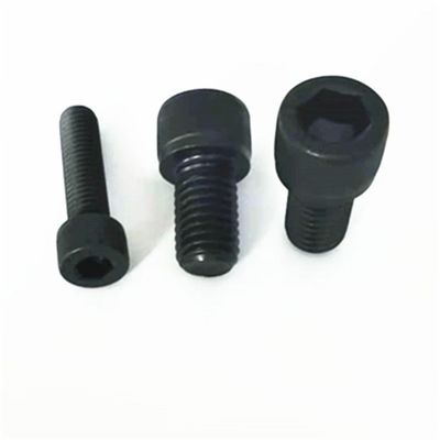 Grau 10.9 DIN912 Parafusos de tomada hexagonais de meio dente com cabeça de copo cilíndrica de resistência